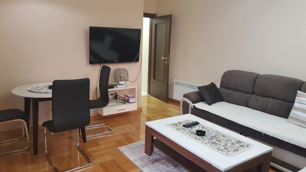 Nikolina Apartments 科托尔 外观 照片